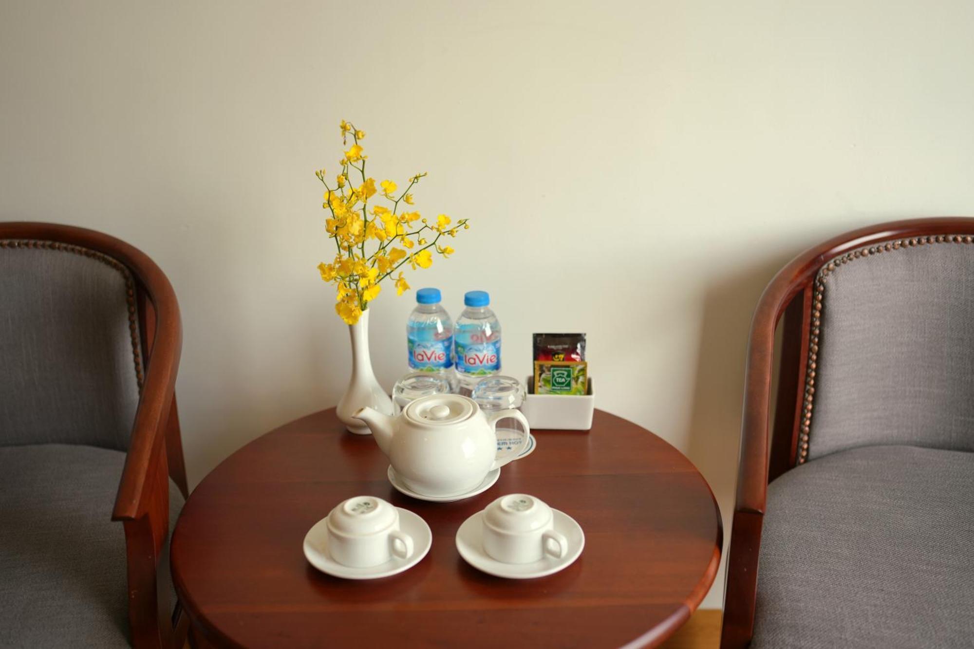 Pleiku & Em Hotel By Gia Lai Tourist Esterno foto